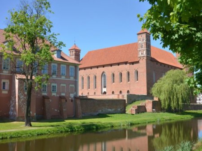 A journey along the trail of Gothic Teutonic castles
